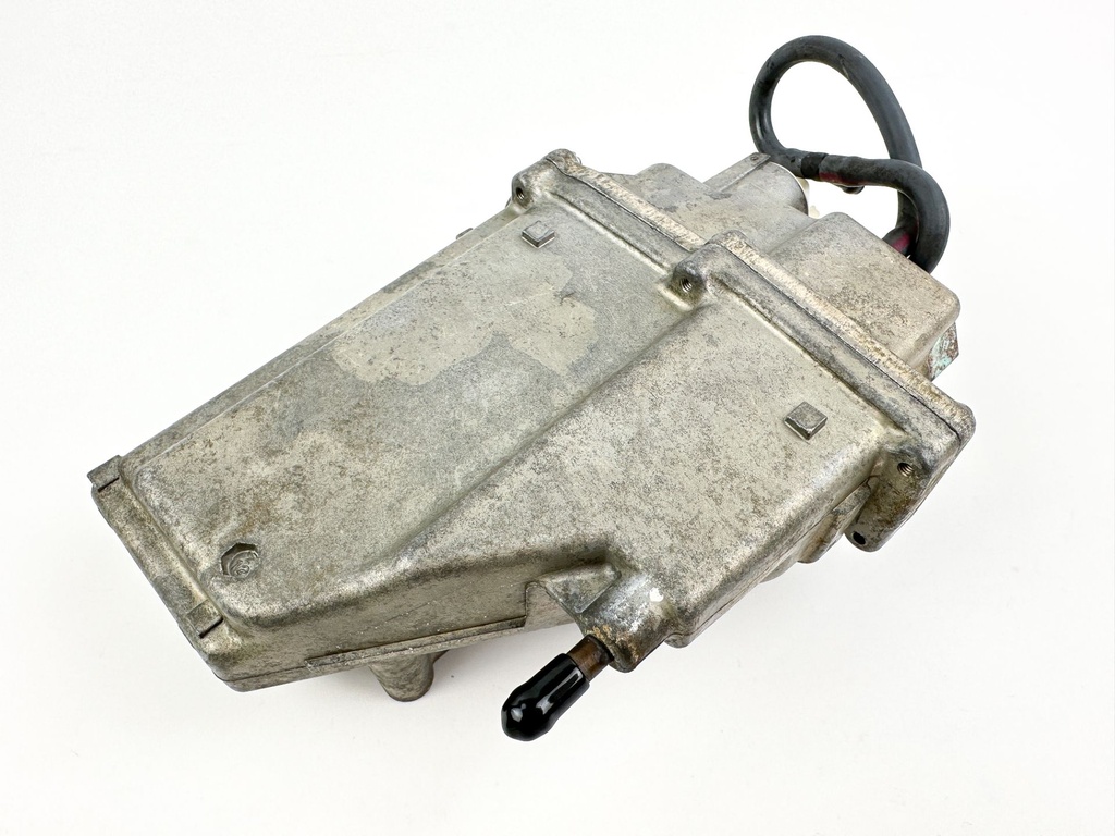 2004 Yamaha 115 HP 4 Stroke Outboard VST Float Chamber Assembly Cleaned & Tested