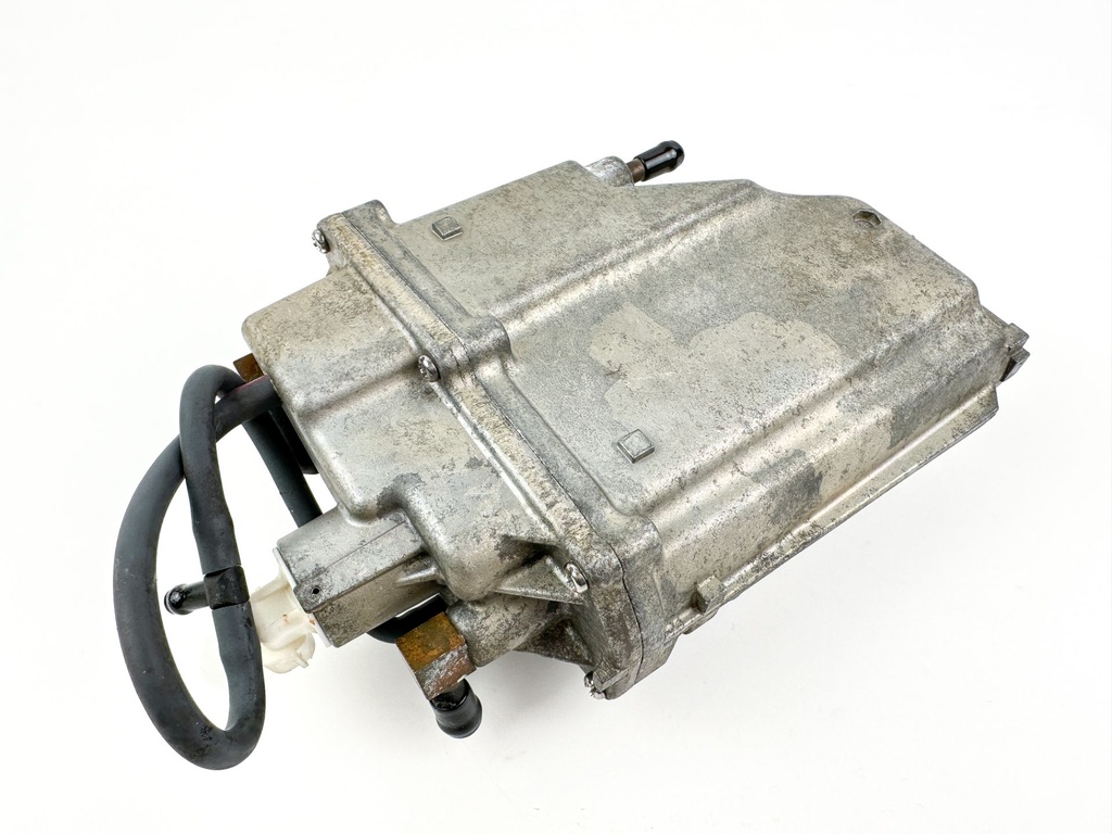 2004 Yamaha 115 HP 4 Stroke Outboard VST Float Chamber Assembly Cleaned & Tested