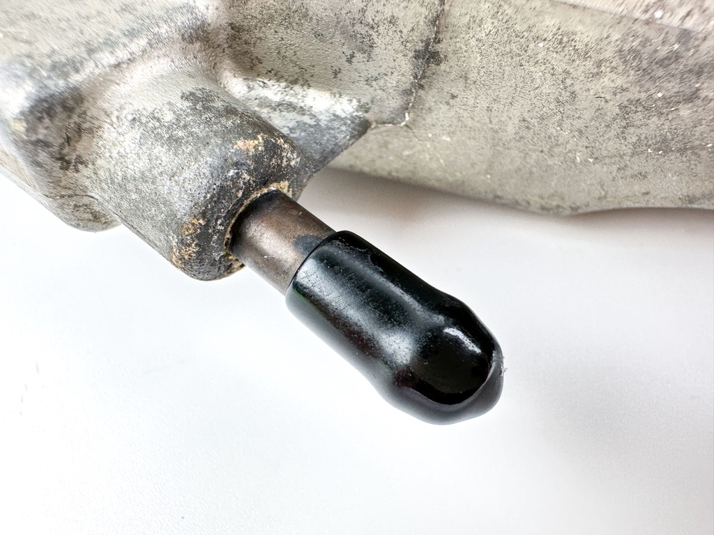 2004 Yamaha 115 HP 4 Stroke Outboard VST Float Chamber Assembly Cleaned & Tested