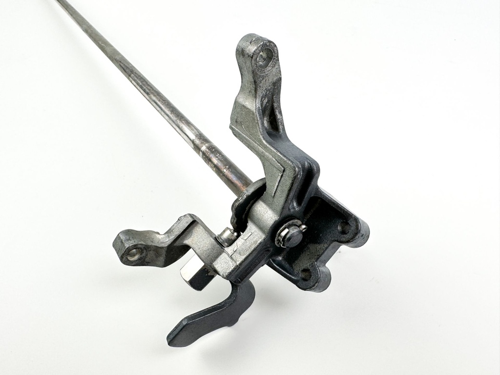 2004 Yamaha 115 HP 4 Stroke Outboard Shift Shaft 68V-44120-30-00 OEM