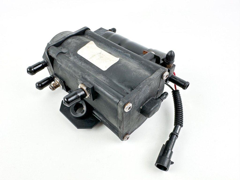 2007 Evinrude 250 HP 2 Stroke Outboard Vapor Separator Tank VST 5006063 OEM