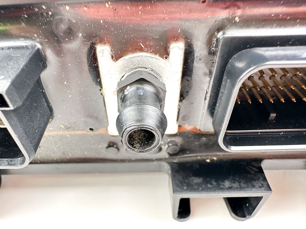 2007 Evinrude 250 HP 2 Stroke Outboard Engine Control Unit ECU 0586707 OEM