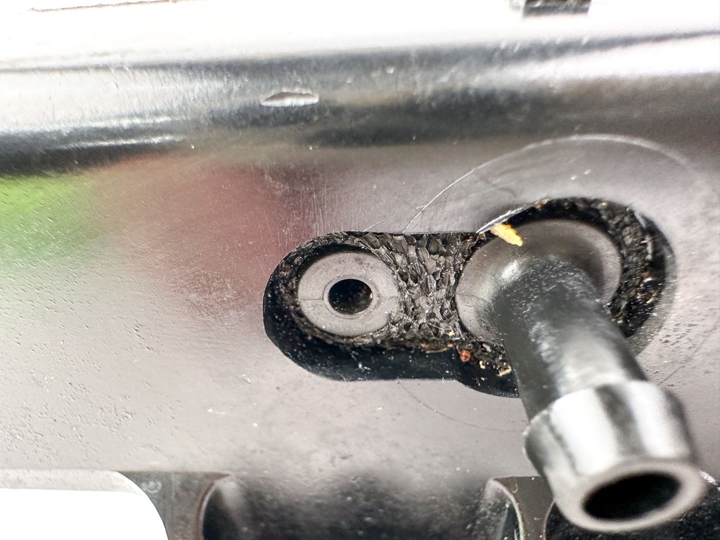 2007 Evinrude 250 HP 2 Stroke Outboard Engine Control Unit ECU 0586707 OEM