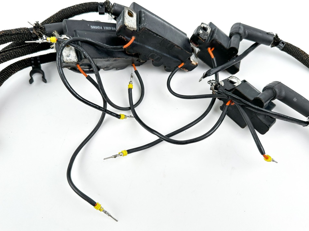 2007 Evinrude 250 HP 2 Stroke Outboard Ignition Coil Set 0586854 OEM