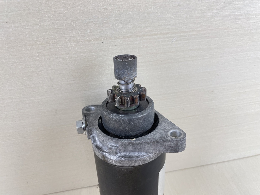 2009 Yamaha 50HP 2 Stroke Outboard Engine Starter Motor Assembly 6J4-81800-01-00