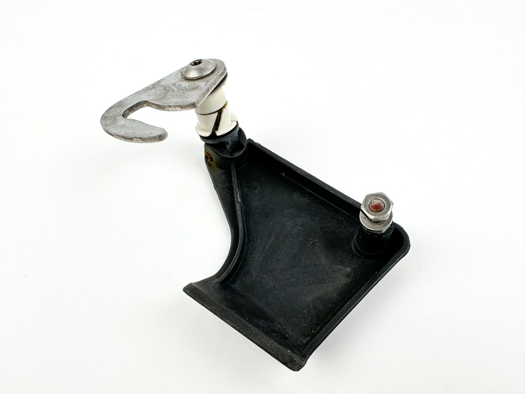 2007 Evinrude 250 HP 2 Stroke Outboard Port Latch Handle 5005707 OEM