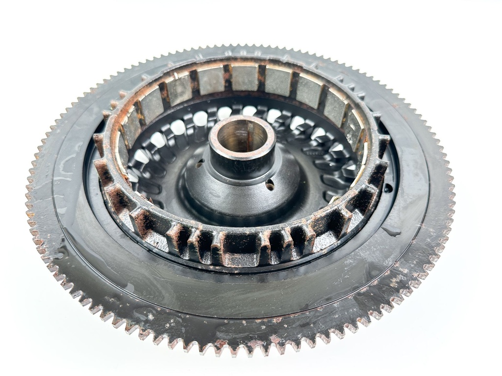 2007 Evinrude 250 HP 2 Stroke Outboard Flywheel 0586924 Parts / Repair