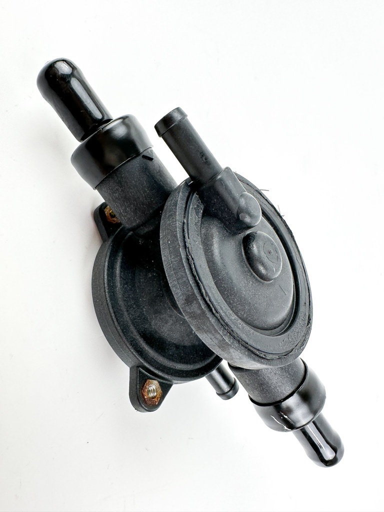 2007 Evinrude 250 HP 2 Stroke Outboard Fuel Lift Pump 5007312 OEM