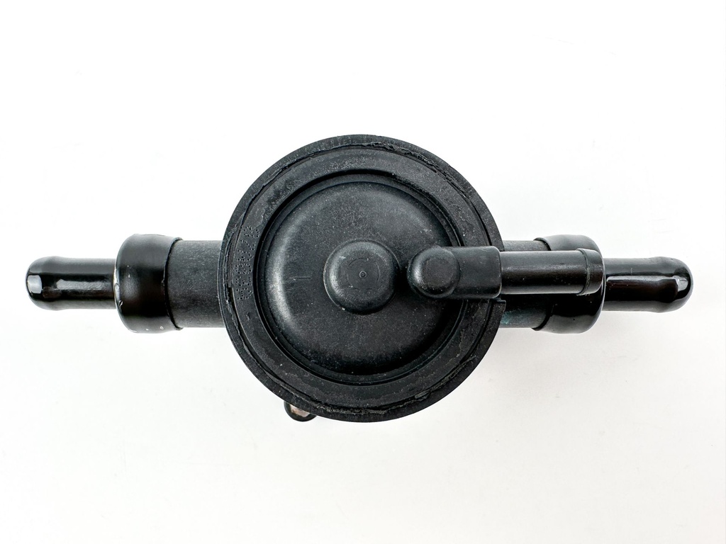 2007 Evinrude 250 HP 2 Stroke Outboard Fuel Lift Pump 5007312 OEM