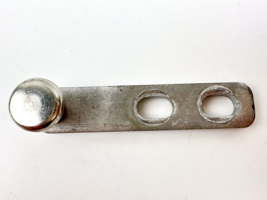 2007 Evinrude 250 HP 2 Stroke Outboard Cowling Latch Assembly 5005886 OEM