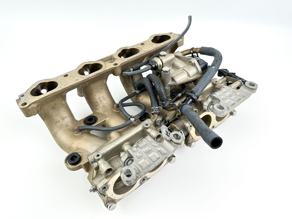 2004 Yamaha 115 HP 4 Stroke Outboard Intake Manifold & Throttle Body 68V-14200-03-00 OEM