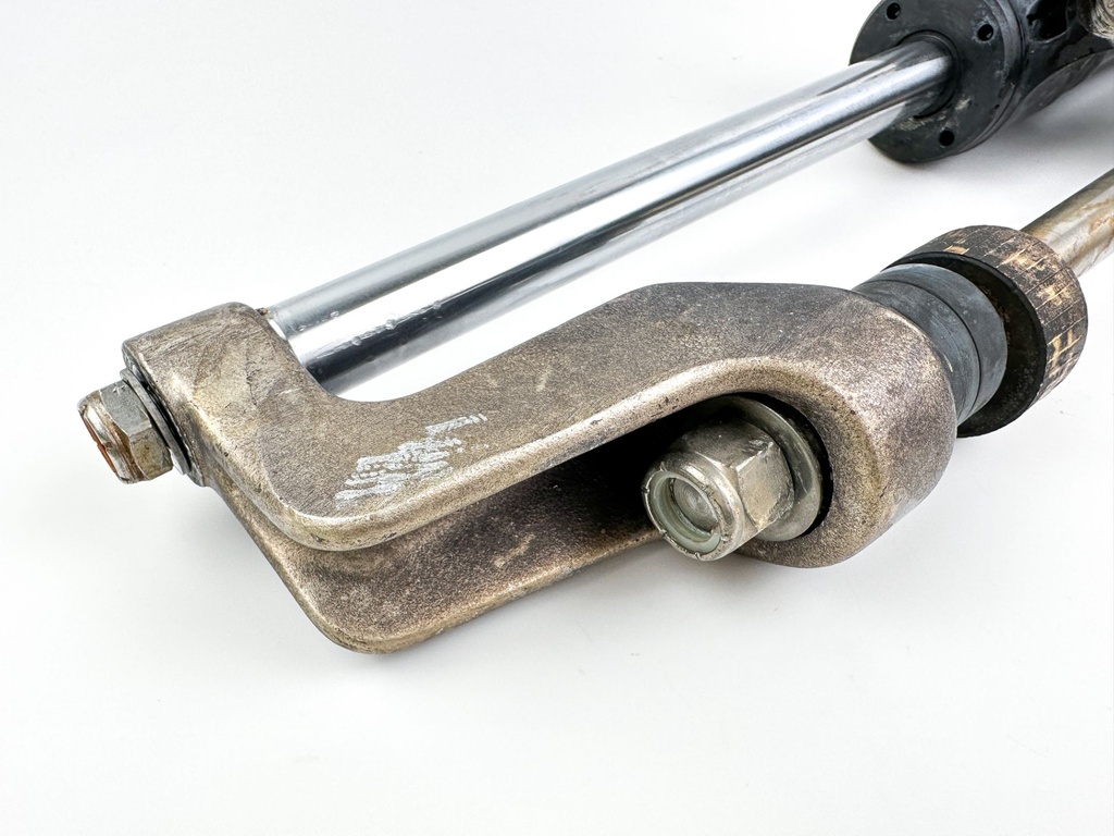 SeaStar Front Mount Outboard Hydraulic Steering Cylinder Assembly Ram HC5345