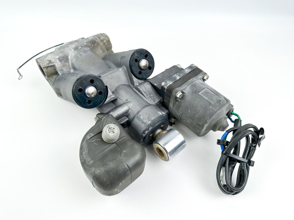 2017 Suzuki 175 HP 4 Stroke Outboard Power Trim Tilt Unit 48000-96J15 OEM