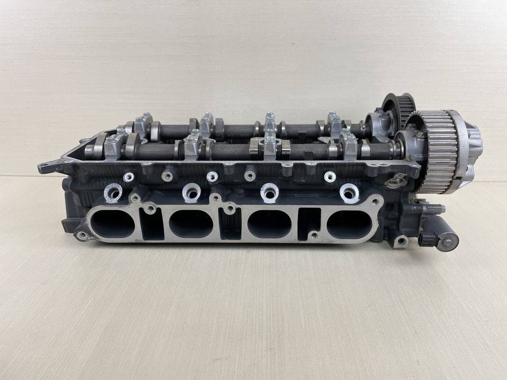 2015 Yamaha 200HP F200 4 Stroke Outboard Cylinder Head 6DA-W009A-00-9S PARTS