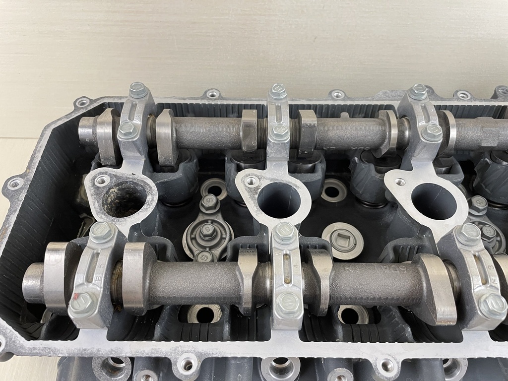 2015 Yamaha 200HP F200 4 Stroke Outboard Cylinder Head 6DA-W009A-00-9S PARTS