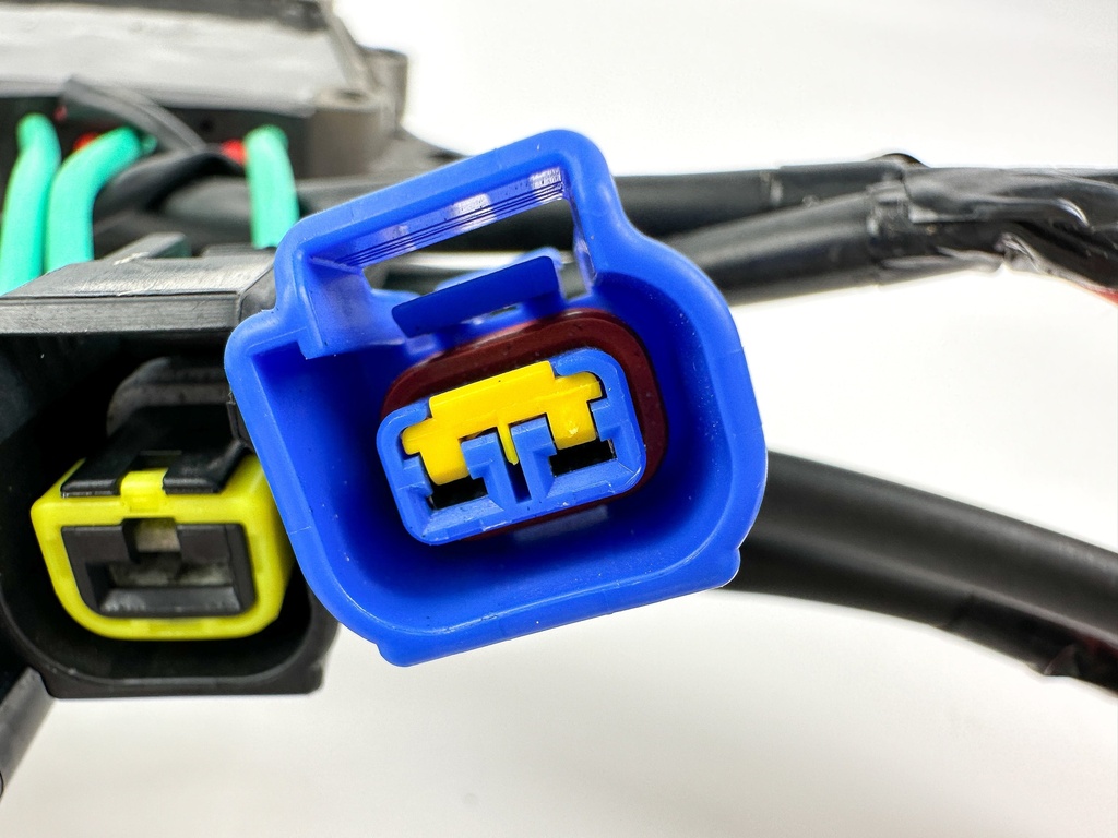 2015 Yamaha 250HP Outboard Engine Rectifier Regulator 6CE-81960-00-00