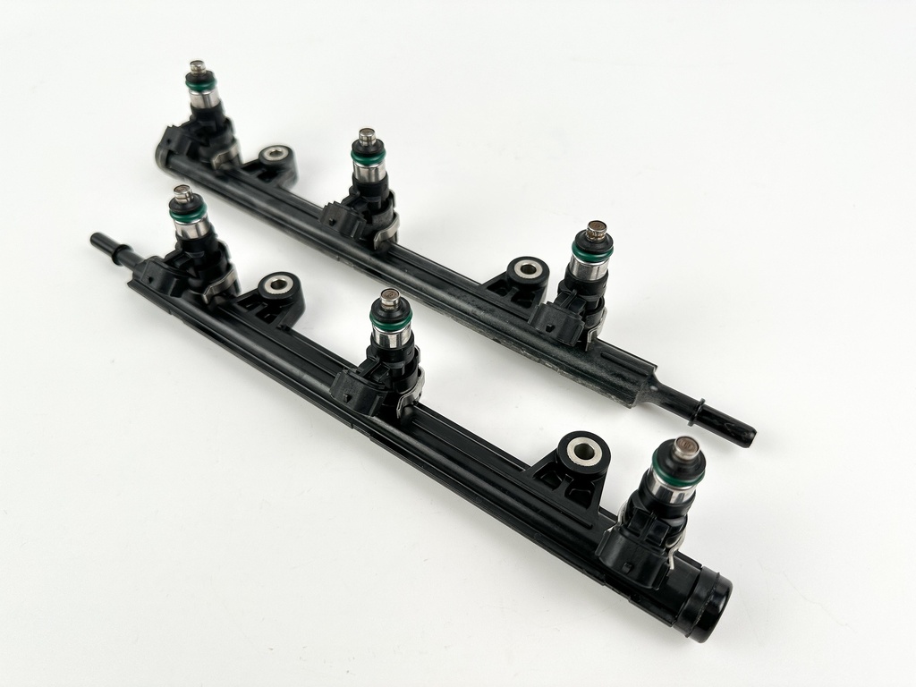 2015 Yamaha 250HP Outboard Engine Fuel Injector Set With Fuel Rail