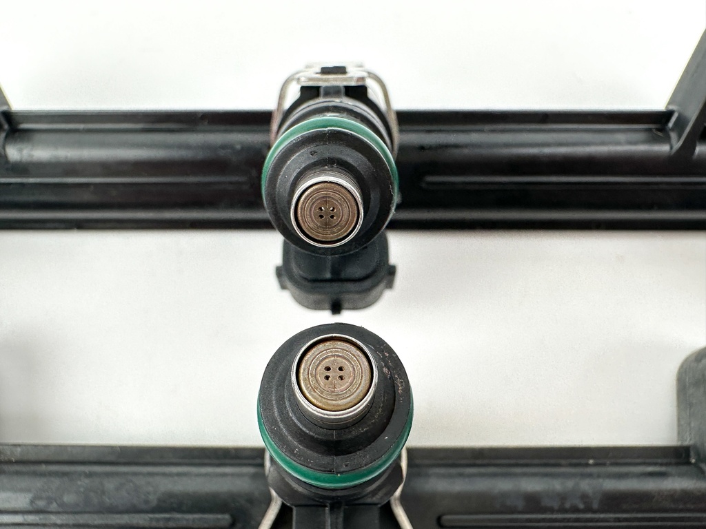 2015 Yamaha 250HP Outboard Engine Fuel Injector Set With Fuel Rail