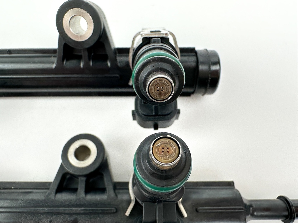 2015 Yamaha 250HP Outboard Engine Fuel Injector Set With Fuel Rail