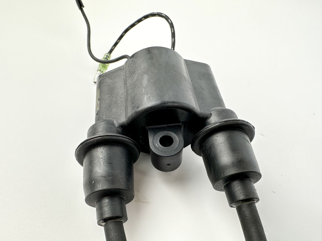 99-04 Yamaha 75 80 90 100HP 4 Stroke Outboard Ignition Coil Set 67F-85570-00-00