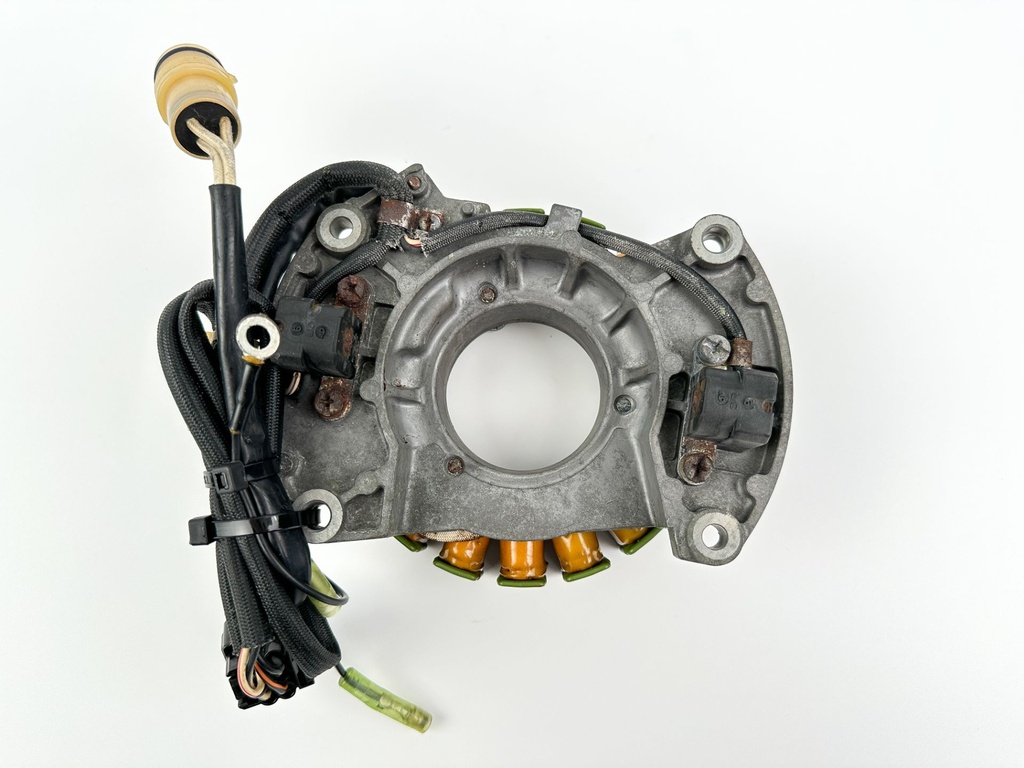 99-04 Yamaha 75 80 90 100 HP 4 Stroke Outboard Pulser Base Stator Assembly 67F-85560-01-00