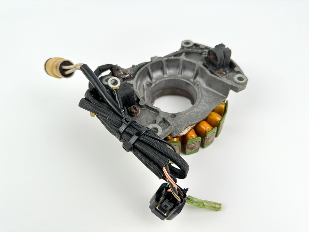 99-04 Yamaha 75 80 90 100 HP 4 Stroke Outboard Pulser Base Stator Assembly 67F-85560-01-00