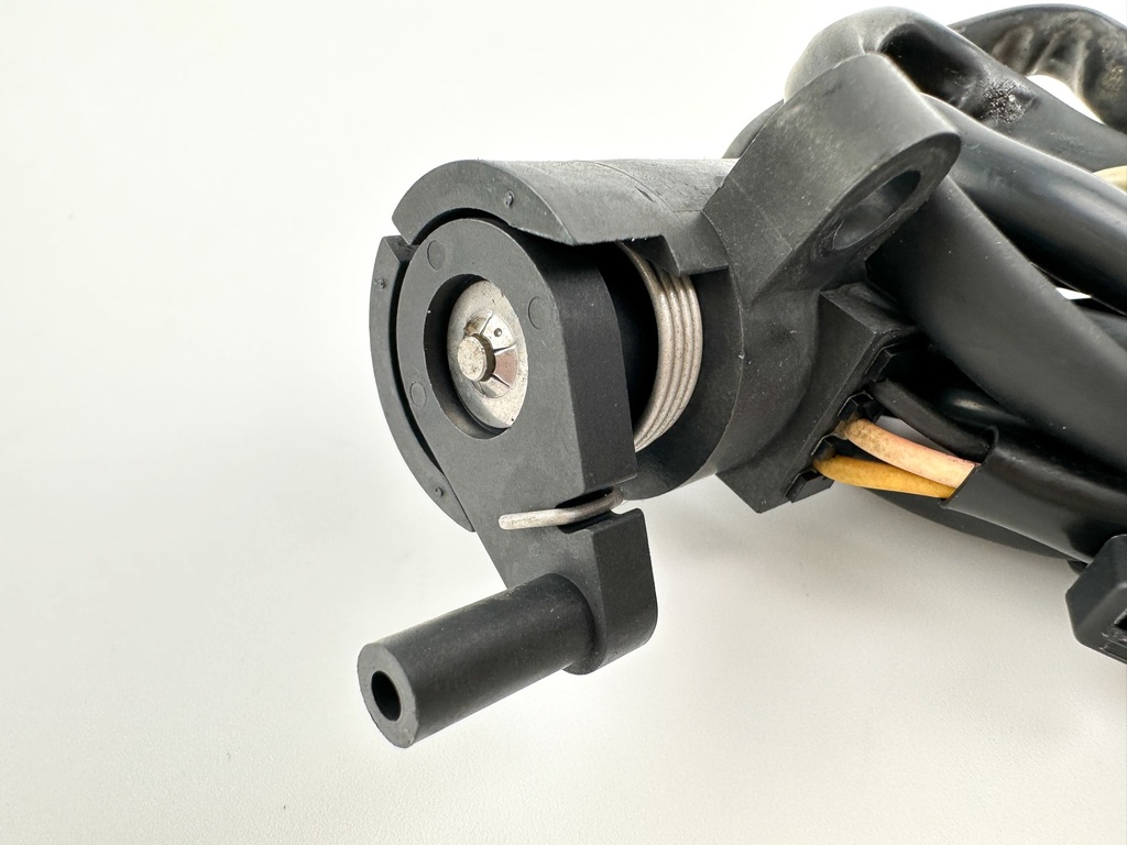 2000 Yamaha 115 HP 4 Stroke Outboard Trim Sender Unit Sensor 64E-83672-01-00 OEM