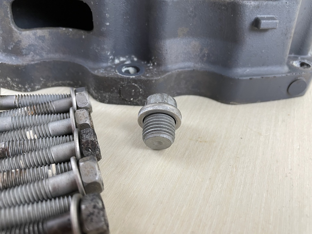 2015 Yamaha 200HP F200 4 Stroke Outboard Oil Pan Assembly 6DA-15311-00-CA