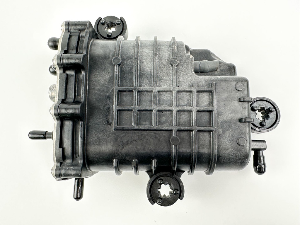 2018 Yamaha 25 HP 4 Stroke Outboard VST Float Chamber Assembly 6FM-14180-00-00