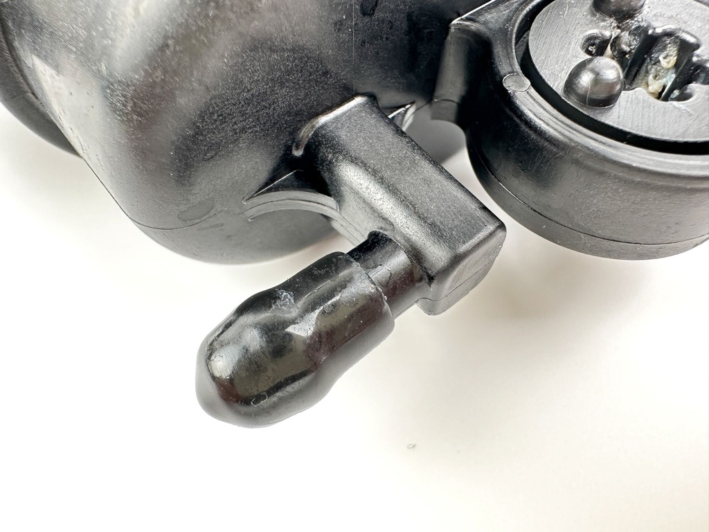 2018 Yamaha 25 HP 4 Stroke Outboard VST Float Chamber Assembly 6FM-14180-00-00