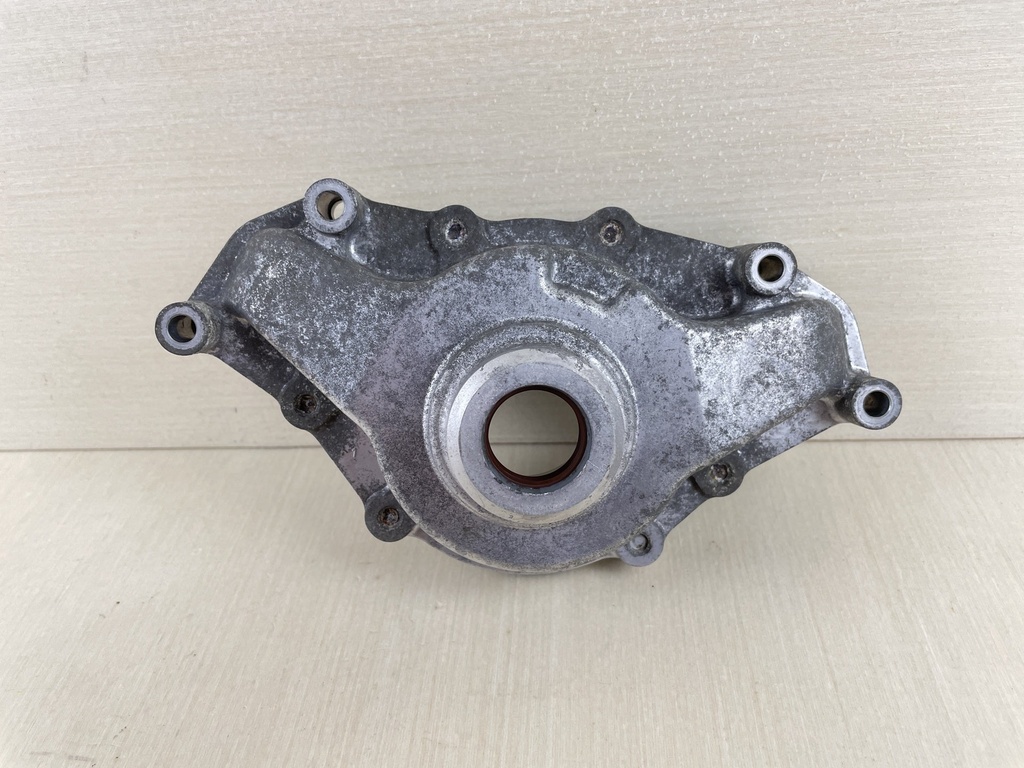 2015 Yamaha 200HP F200 4 Stroke Outboard Oil Pump Assembly 6DA-13300-00-00