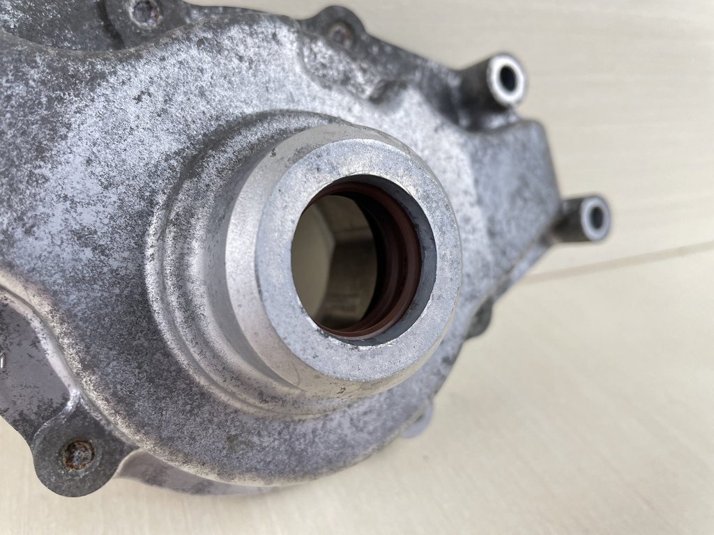 2015 Yamaha 200HP F200 4 Stroke Outboard Oil Pump Assembly 6DA-13300-00-00