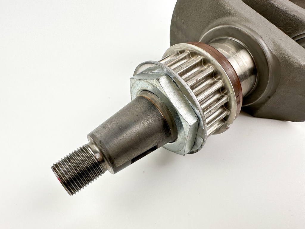 2018 Yamaha 25 HP 4 Stroke Outboard Crankshaft 6FM-11411-00-00 OEM