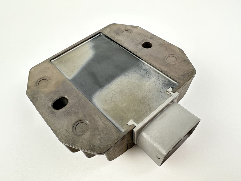 2018 Yamaha 25 HP 4 Stroke Outboard Rectifier & Regulator 6FM-81960-10-00 OEM