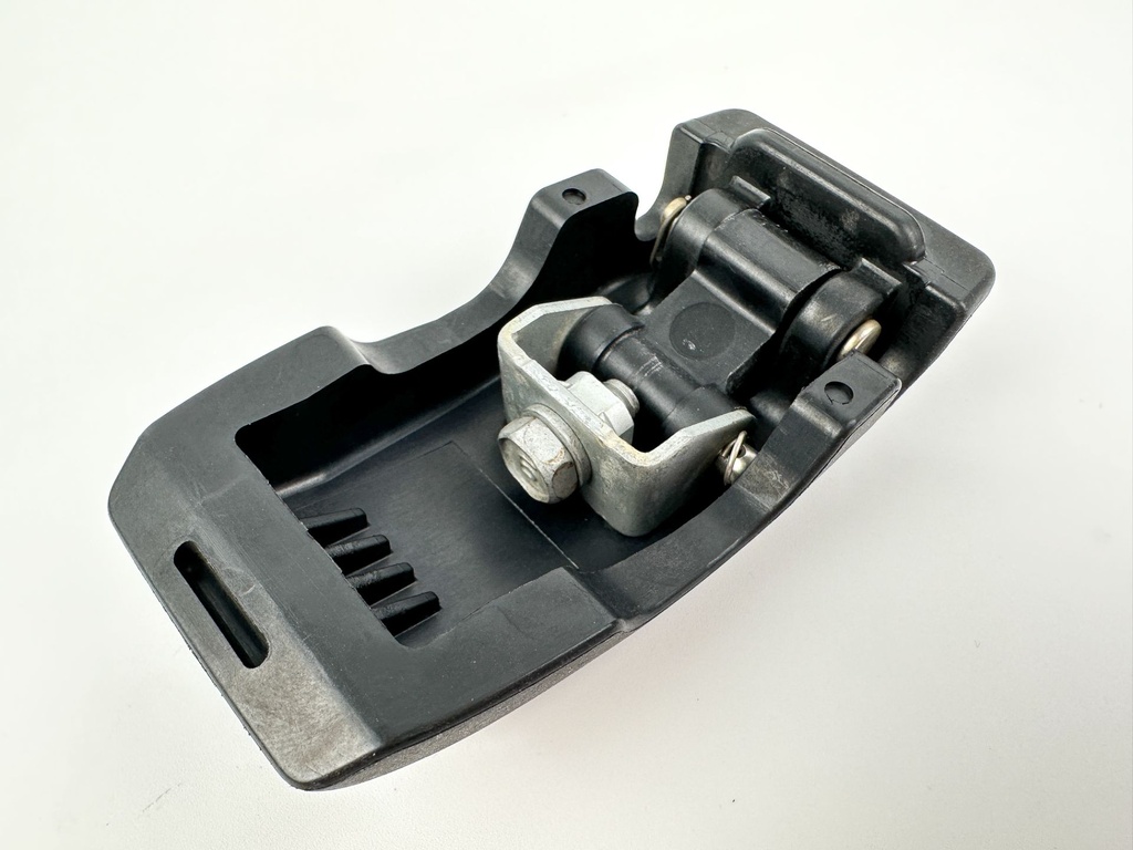 2018 Yamaha 25 HP 4 Stroke Outboard Front Latch Handle 6FM-42801-00-00 OEM