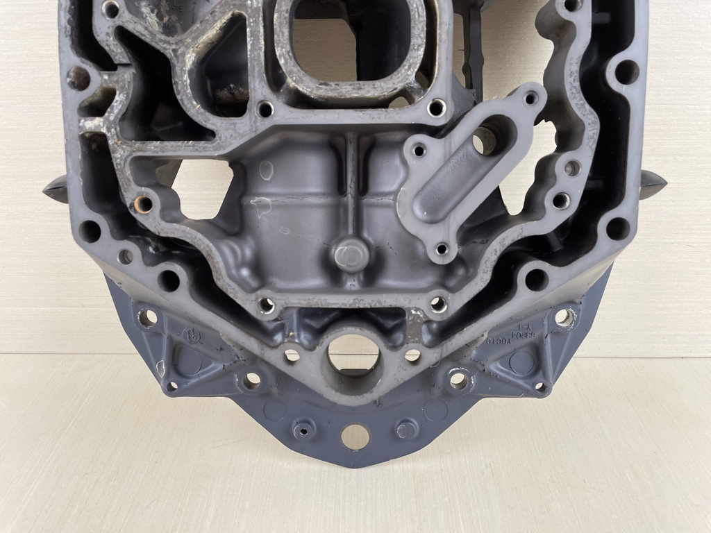 2015 Yamaha 200HP F200 4 Stroke Outboard Exhaust Guide Assembly 63P-41137-04-CA  