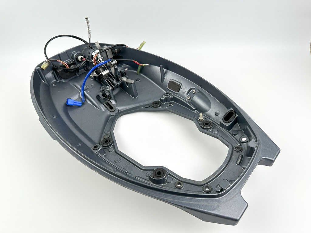 2018 Yamaha 25 HP 4 Stroke Outboard Bottom Cowling Pan 6FM-42710-00-8D OEM