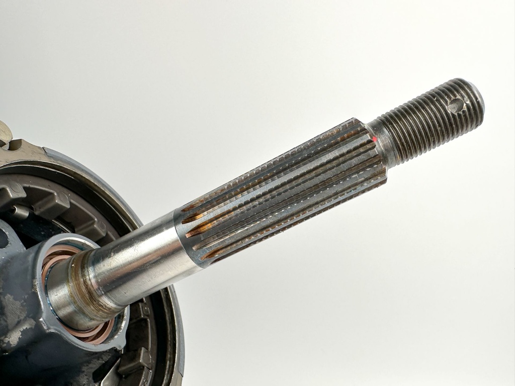 Yamaha 250 300 HP 4.2L 25" XL Lower Unit Gear Case RH Standard Fully Inspected