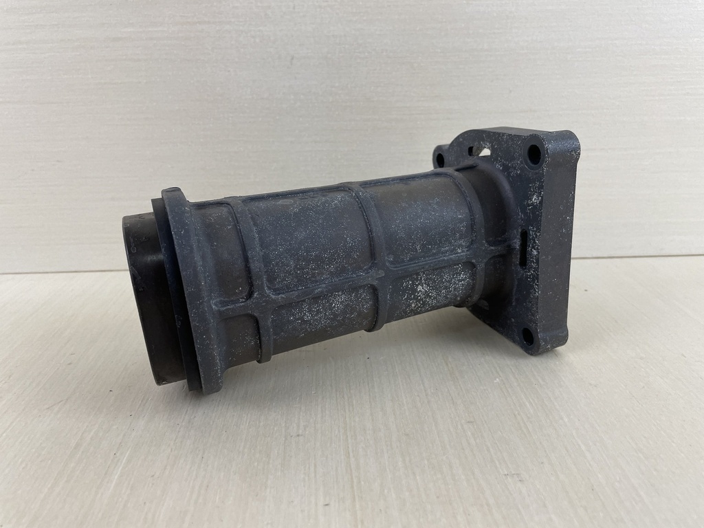 2015 Yamaha 200HP F200 4 Stroke Outboard Exhaust Manifold Extension 63P-41131-01-9S