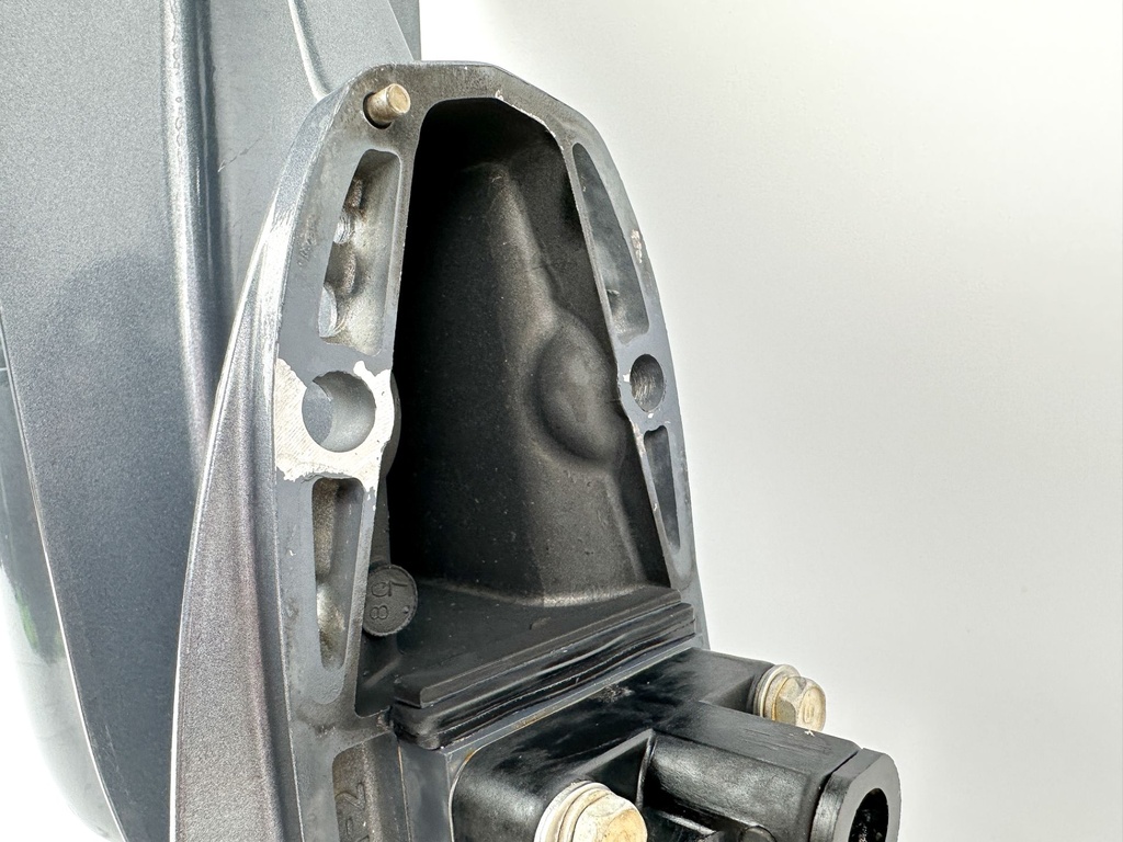 2018+ Yamaha 25HP 4 Stroke Outboard Long 20" Lower Unit 6FM-45300-10-8D OEM