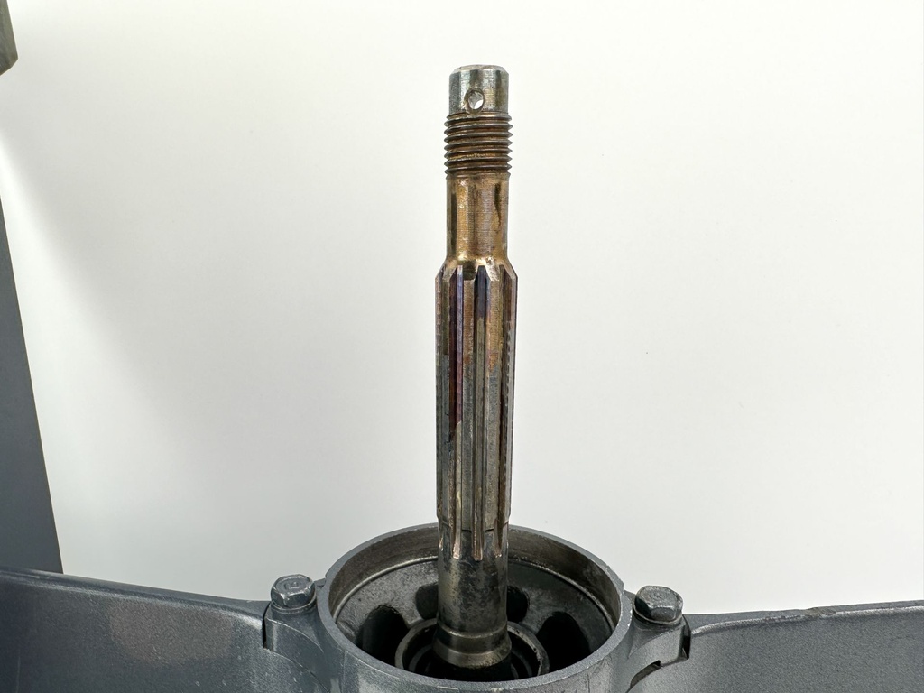 2018+ Yamaha 25HP 4 Stroke Outboard Long 20" Lower Unit 6FM-45300-10-8D OEM