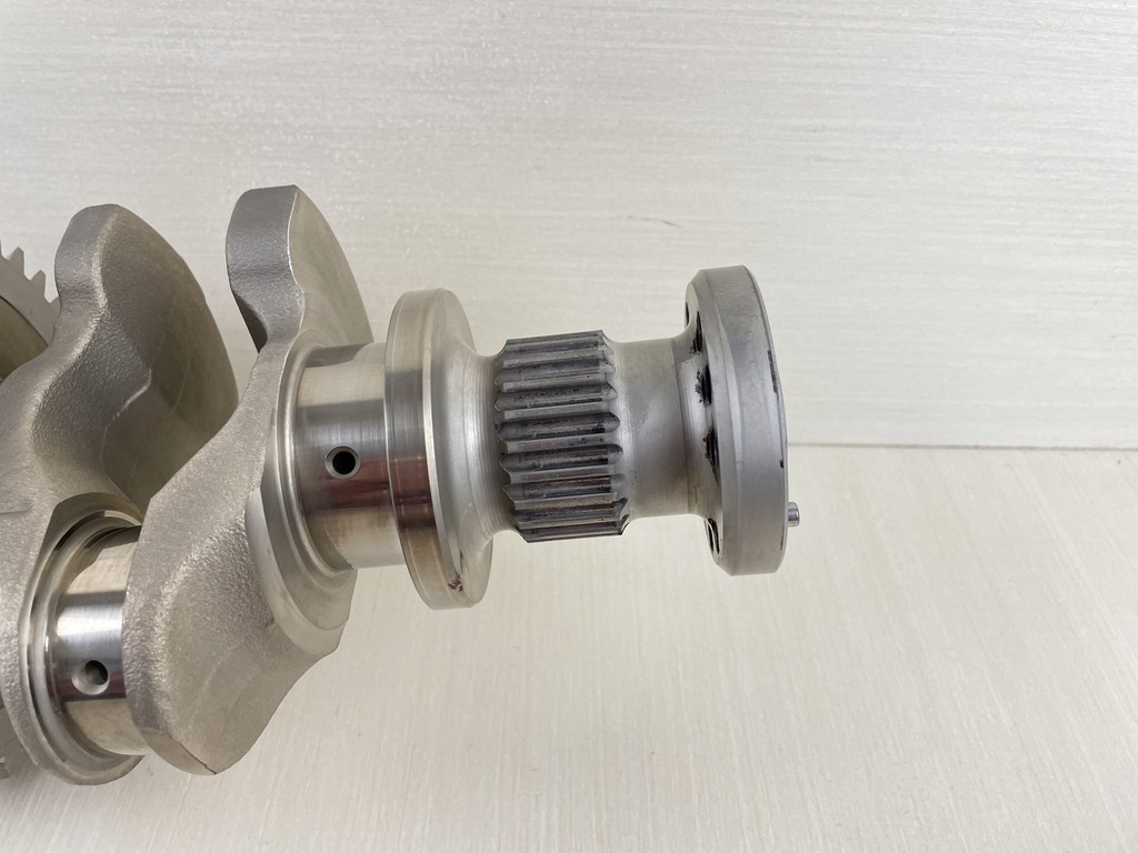 2015 Yamaha 200HP F200 4 Stroke Outboard Crankshaft Crank Assembly 6DA-11410-00-00