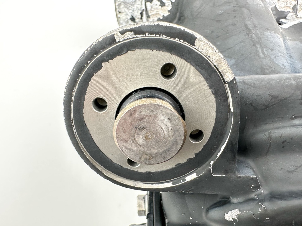 2008 Evinrude 250 HP 2 Stroke Outboard Power Trim Tilt Unit 5007662 OEM