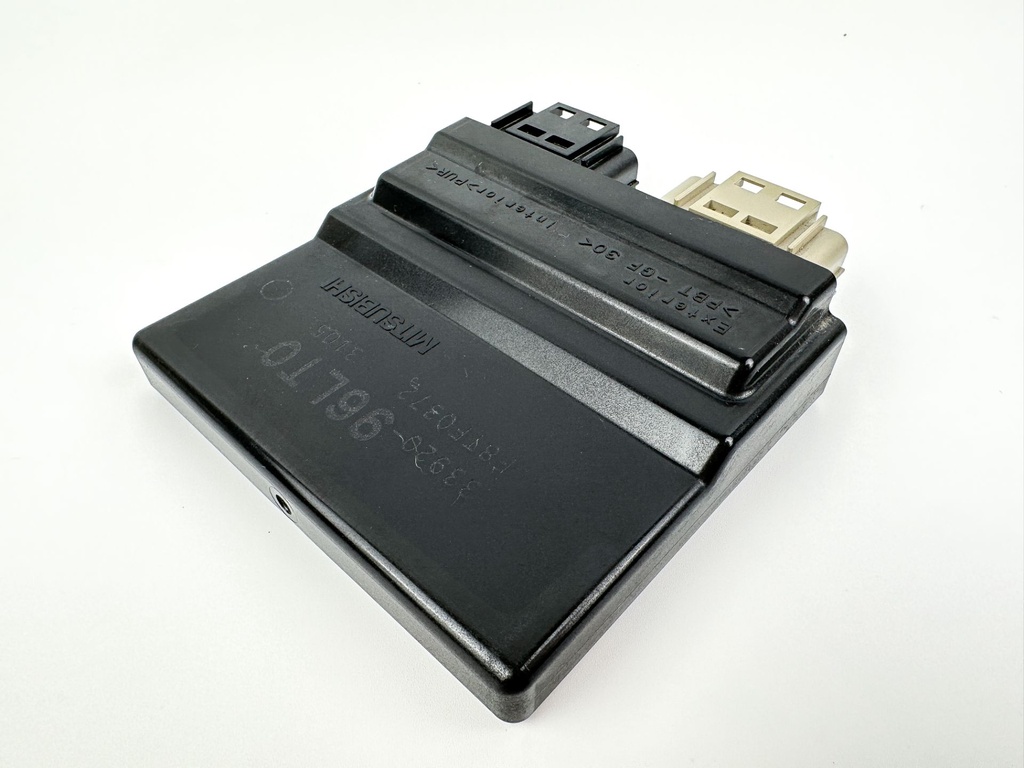 2023 Suzuki 175 HP 4 Stroke Outboard Engine Control Unit ECU 33920-96LT0 OEM