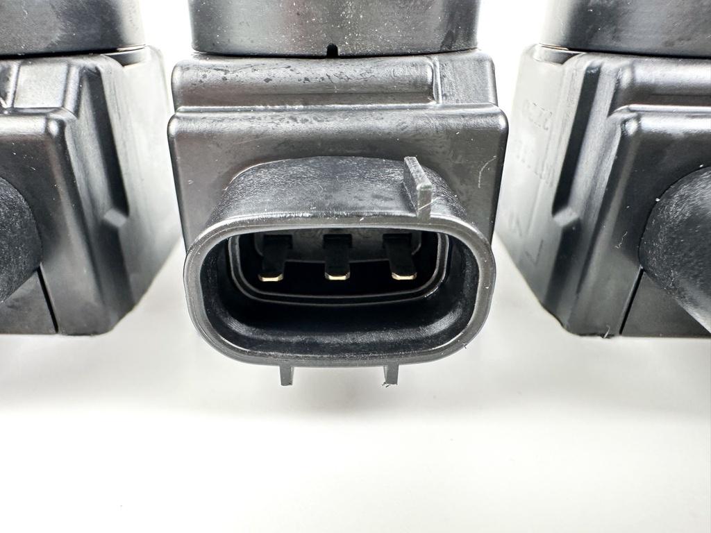 2023 Suzuki 175 HP 4 Stroke Outboard Ignition Coil Set 33410-99L00 OEM