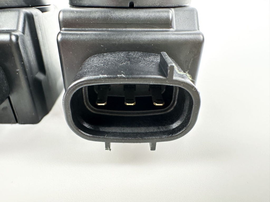 2023 Suzuki 175 HP 4 Stroke Outboard Ignition Coil Set 33410-99L00 OEM