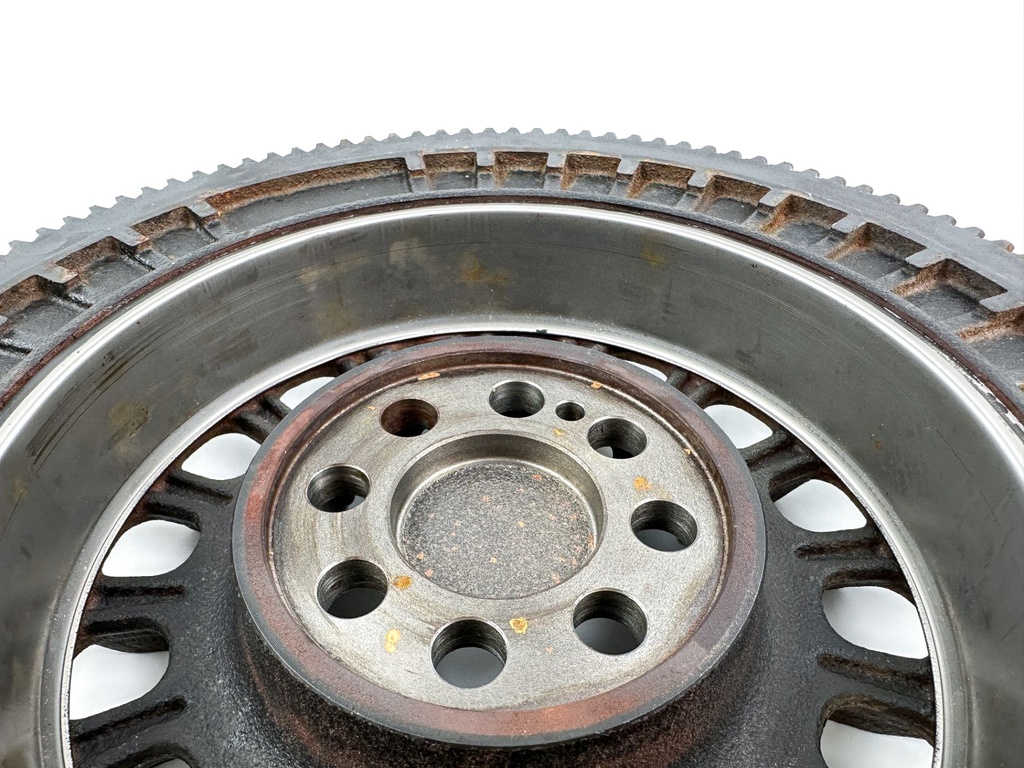 2023 Suzuki 175 HP 4 Stroke Outboard Flywheel 32102-96J20 OEM