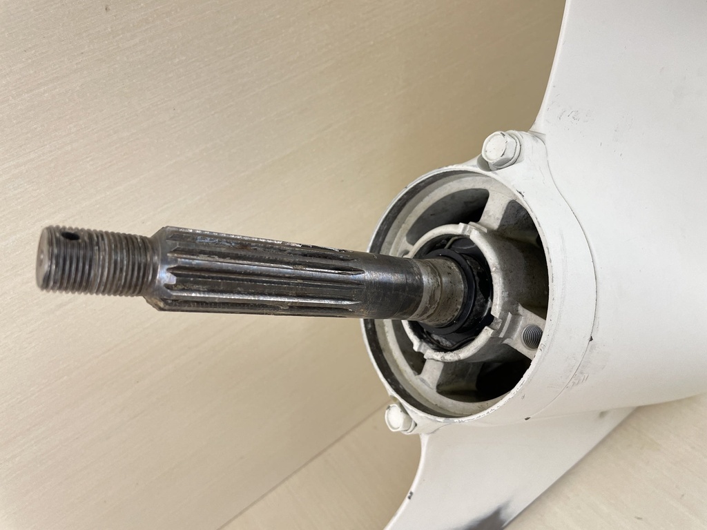 2003 Suzuki 140HP DF140 25" XL Lower Unit Gear Case RH 55110-90J15-0EP