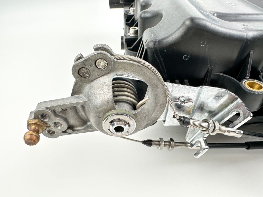 2023 Suzuki 175 HP 4 Stroke Outboard Intake Manifold 13110-96J00 OEM