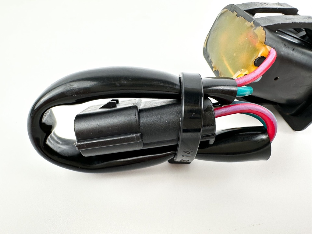 2007 Mercury 60 HP 4 Stroke Outboard Trim Switch 896620001 OEM